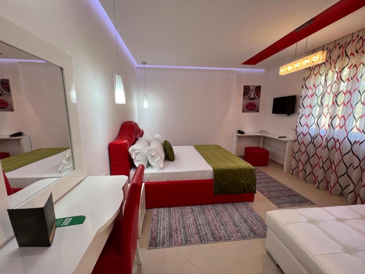Cc & Hotell