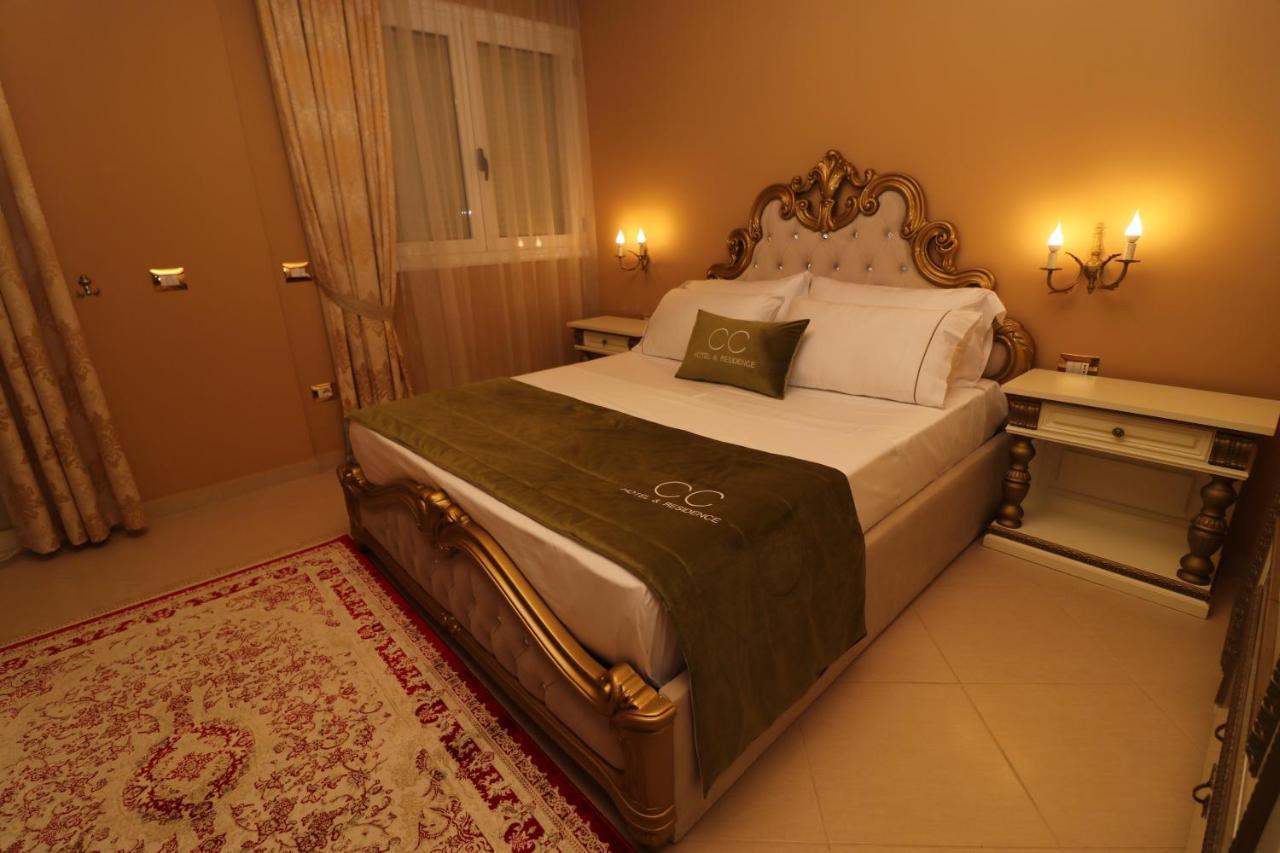 Hotell Cc & Vlorë