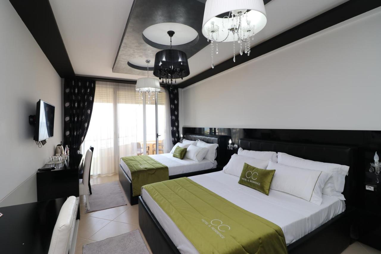 Cc & Hotel